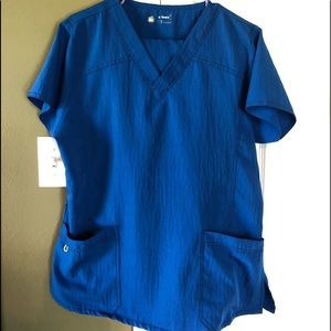 Wonderwink women’s scrub set